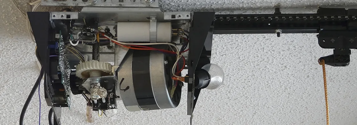 Sliding Garage Door Humming Noise Repair in North Port, Florida