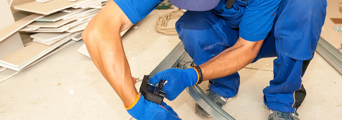 Fix Vinyl Garage Door Loud Noise in North Port, FL
